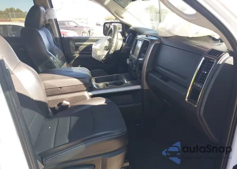 2017 Ram 1500 Night 4X2 5'7 Box z USA, uszkodzony, nr VIN 1C6RR6MT1HS614874